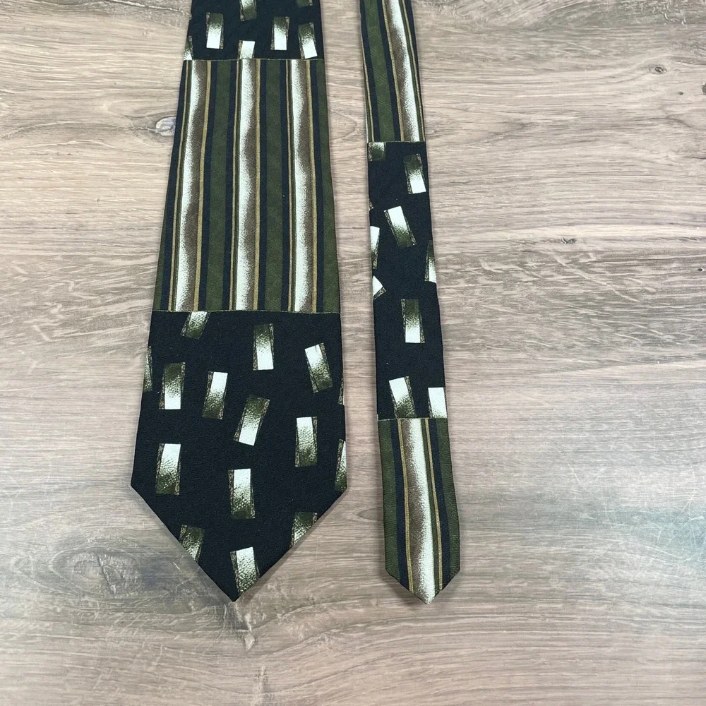 J Biades & Co Mens Necktie Green Black Striped Geometric Silk Hand Made USA